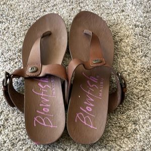 Blowfish strap buckle down Malibu sandal in brown